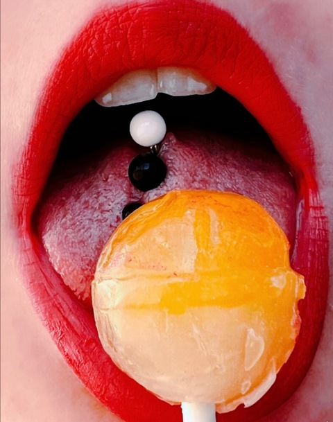 miss_marlie OnlyFans - Free Access to 32 Videos & 49 Photos Onlyfans Free Access