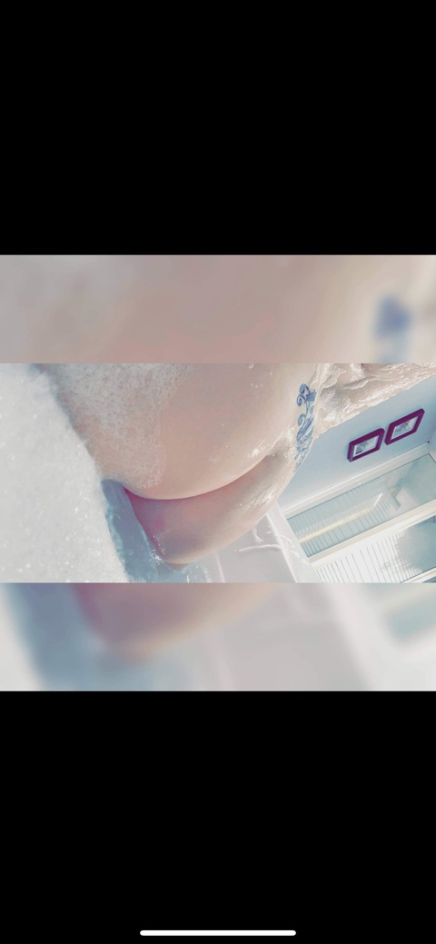 missblondyxox OnlyFans - Free Access to 32 Videos & 49 Photos Onlyfans Free Access