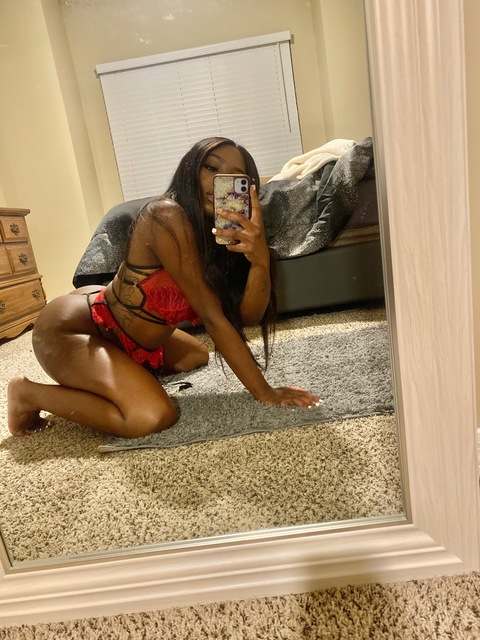 missmahogany OnlyFans - Free Access to 32 Videos & 49 Photos Onlyfans Free Access