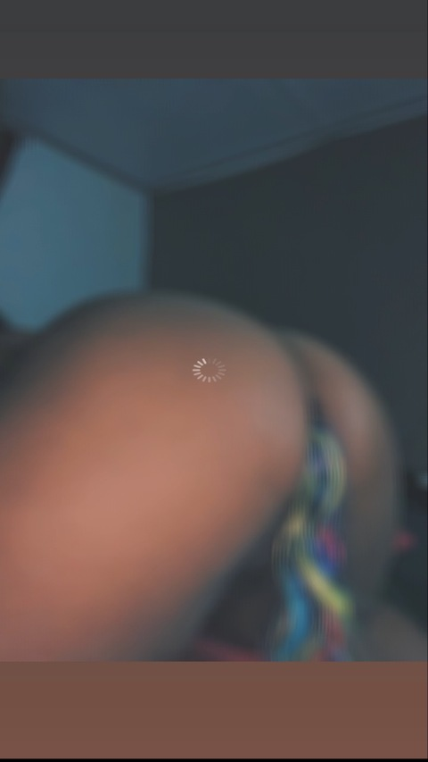 mommima OnlyFans - Free Access to 54 Videos & 49 Photos Onlyfans Free Access