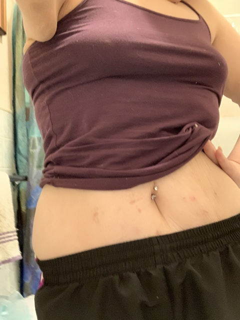 moneybaby200101 OnlyFans - Free Access to 32 Videos & 152 Photos Onlyfans Free Access