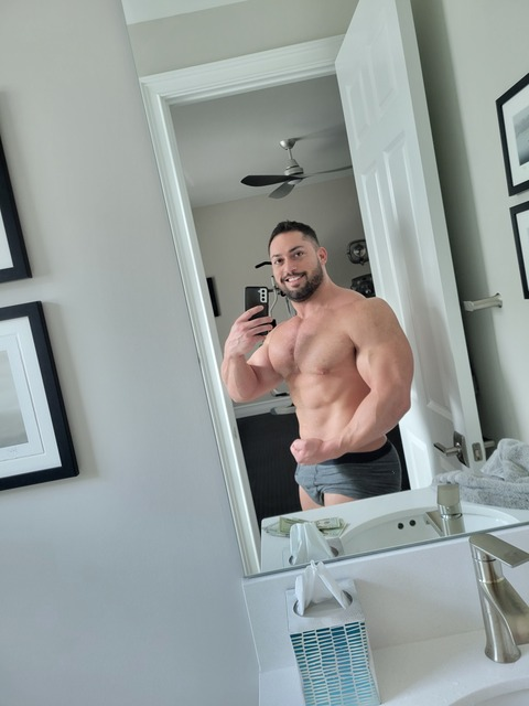 monstahmike OnlyFans - Free Access to 32 Videos & 49 Photos Onlyfans Free Access