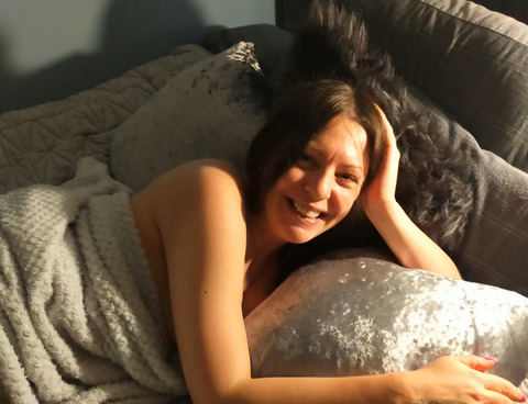 morethanjustsmiles OnlyFans - Free Access to 32 Videos & 335 Photos Onlyfans Free Access
