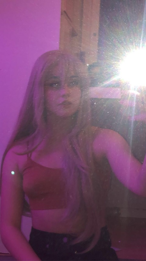 movieland OnlyFans - Free Access to 32 Videos & 62 Photos Onlyfans Free Access