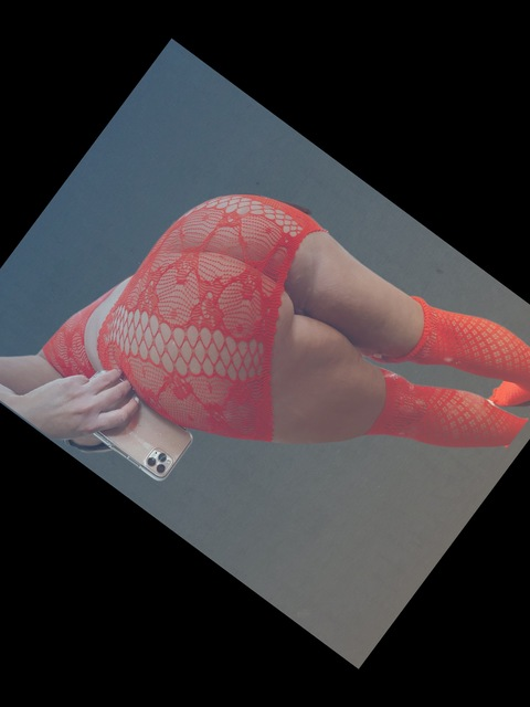 mrs.beee OnlyFans - Free Access to 32 Videos & 49 Photos Onlyfans Free Access