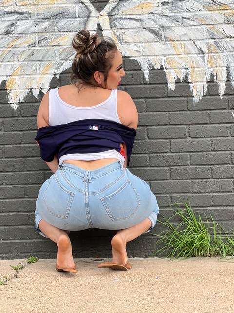 mrs.juciey OnlyFans - Free Access to 32 Videos & 49 Photos Onlyfans Free Access