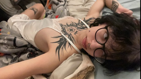 n1temareshawty OnlyFans - Free Access to 32 Videos & 62 Photos Onlyfans Free Access