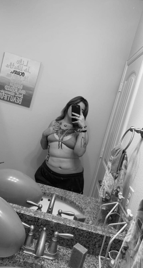 naaniibaabyy OnlyFans - Free Access to 32 Videos & 49 Photos Onlyfans Free Access