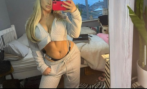 nadiafoxxx1 OnlyFans - Free Access to 32 Videos & 49 Photos Onlyfans Free Access