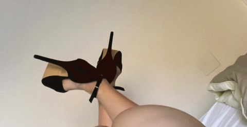 natural_lola OnlyFans - Free Access to 32 Videos & 49 Photos Onlyfans Free Access