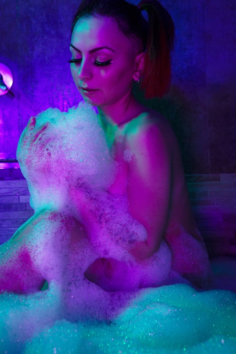 neon_dpn OnlyFans - Free Access to 32 Videos & 124 Photos Onlyfans Free Access