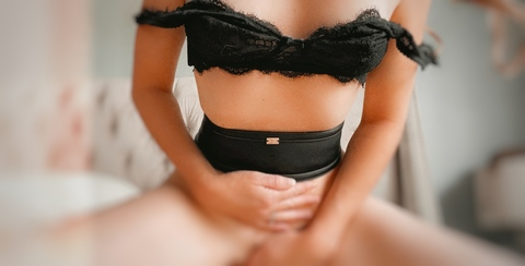 nevamore OnlyFans - Free Access to 68 Videos & 667 Photos Onlyfans Free Access