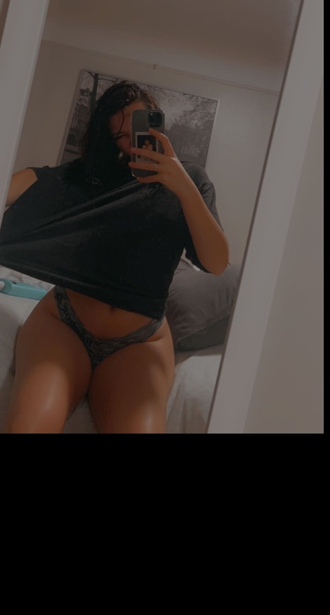 nicholeeeee17 OnlyFans - Free Access to 32 Videos & 49 Photos Onlyfans Free Access