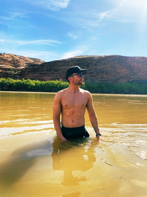 nick_thompson69 OnlyFans - Free Access to 33 Videos & 56 Photos Onlyfans Free Access