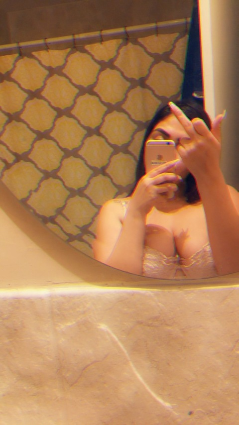 nicoleeminaj OnlyFans - Free Access to 32 Videos & 49 Photos Onlyfans Free Access