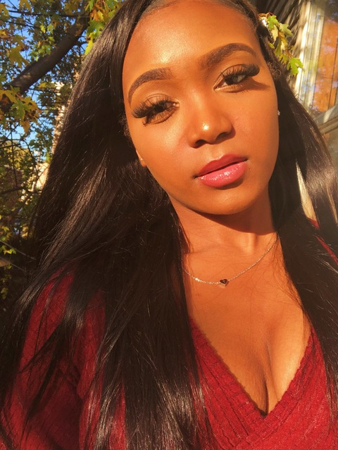 nomimalone21 OnlyFans - Free Access to 32 Videos & 49 Photos Onlyfans Free Access