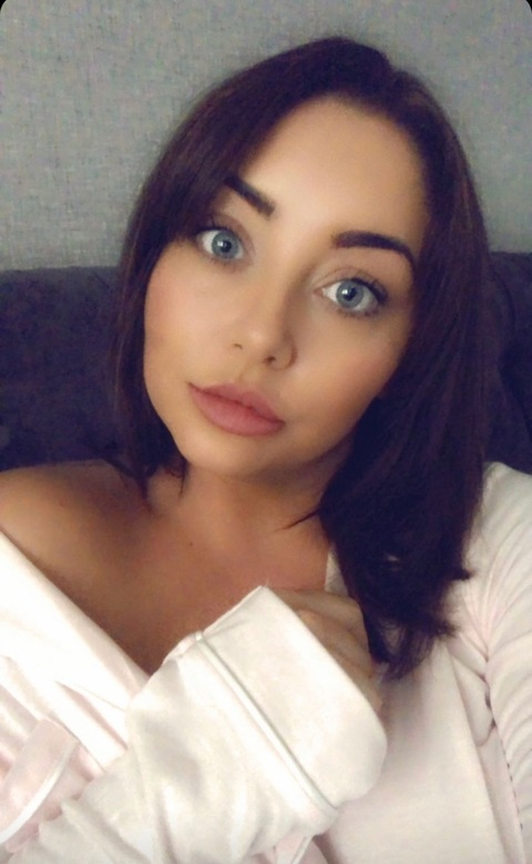 perry_ OnlyFans - Free Access to 32 Videos & 49 Photos Onlyfans Free Access