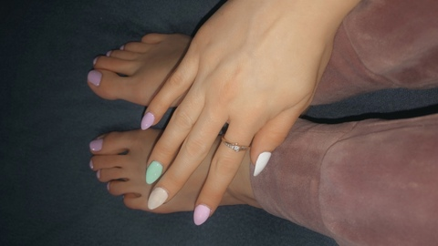 petitepoupee OnlyFans - Free Access to 32 Videos & 49 Photos Onlyfans Free Access