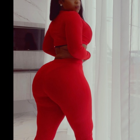 phatass_thickiana OnlyFans - Free Access to 32 Videos & 49 Photos Onlyfans Free Access