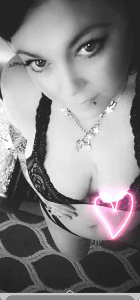 pineapple.83 OnlyFans - Free Access to 32 Videos & 49 Photos Onlyfans Free Access