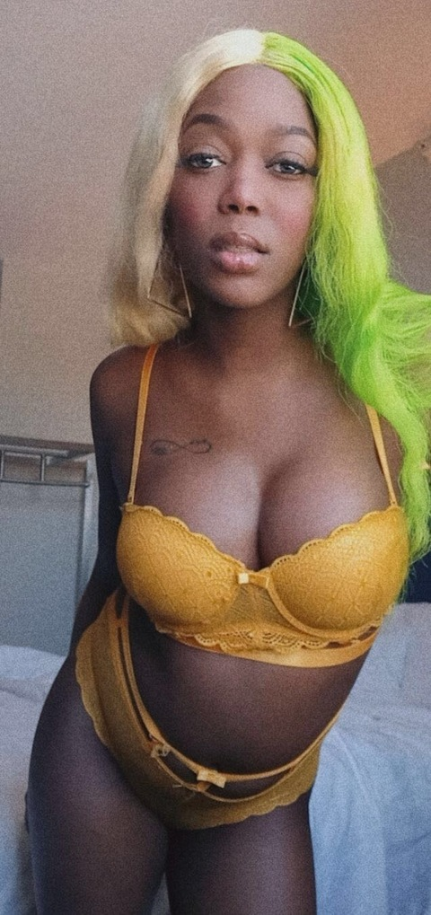 pink_banditbaby OnlyFans - Free Access to 32 Videos & 49 Photos Onlyfans Free Access