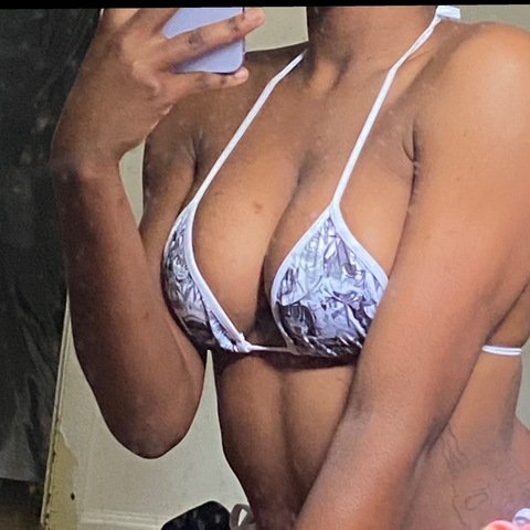 pinkchibz OnlyFans - Free Access to 32 Videos & 49 Photos Onlyfans Free Access