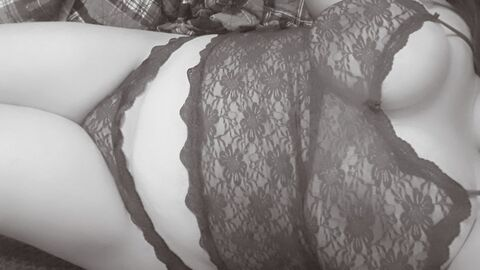 pinkgelatin OnlyFans - Free Access to 90 Videos & 379 Photos Onlyfans Free Access