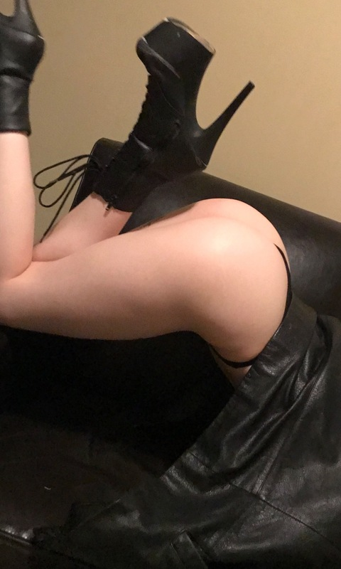 plasticlilac OnlyFans - Free Access to 32 Videos & 127 Photos Onlyfans Free Access