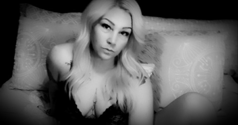 platinumprincess4u OnlyFans - Free Access to 32 Videos & 49 Photos Onlyfans Free Access