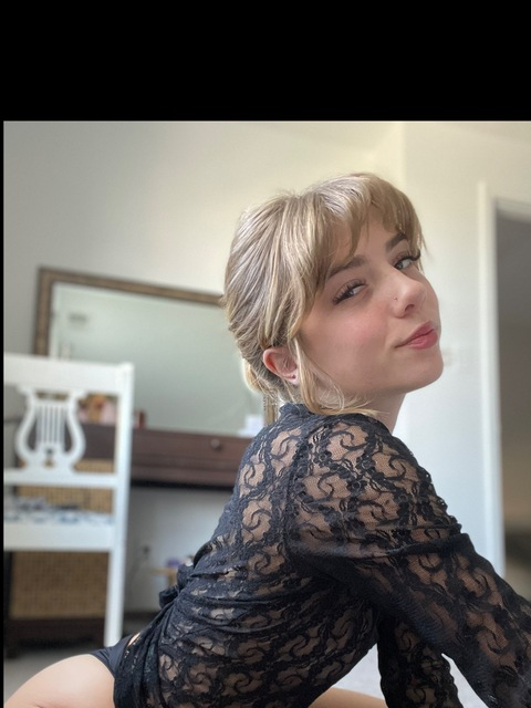 pookiebearrie OnlyFans - Free Access to 32 Videos & 49 Photos Onlyfans Free Access