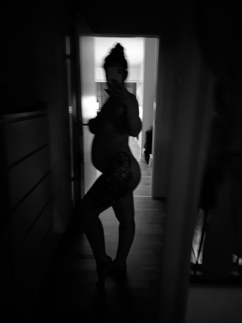 pregnantlife OnlyFans - Free Access to 32 Videos & 49 Photos Onlyfans Free Access