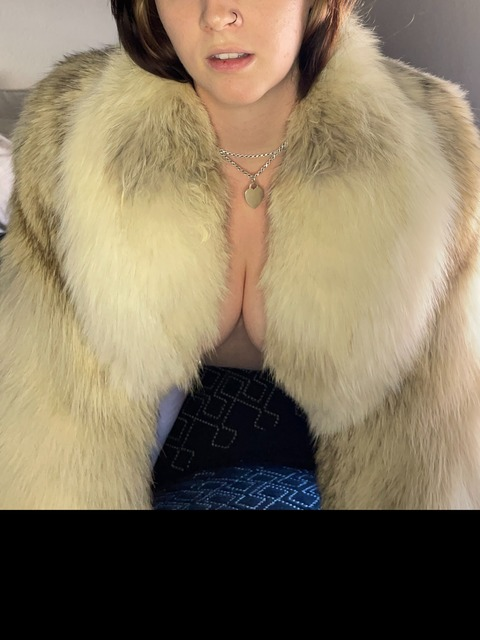 presleyfoxxx OnlyFans - Free Access to 32 Videos & 53 Photos Onlyfans Free Access