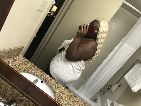 pynkchocolate1 OnlyFans - Free Access to 32 Videos & 49 Photos Onlyfans Free Access