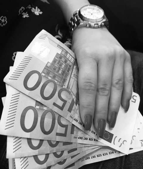 queenza_vip OnlyFans - Free Access to 33 Videos & 49 Photos Onlyfans Free Access