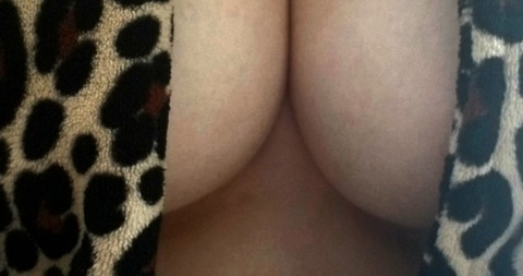 raelynn420 OnlyFans - Free Access to 32 Videos & 49 Photos Onlyfans Free Access