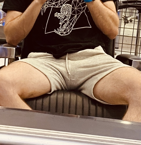 rajah_zc OnlyFans - Free Access to 32 Videos & 49 Photos Onlyfans Free Access