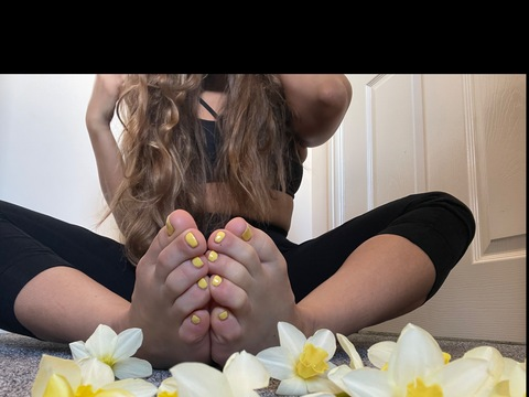 rapunzelsfeetx OnlyFans - Free Access to 32 Videos & 49 Photos Onlyfans Free Access