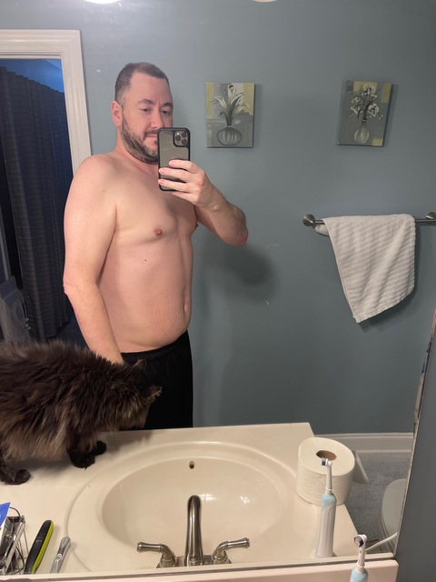realmaniac98 OnlyFans - Free Access to 32 Videos & 49 Photos Onlyfans Free Access
