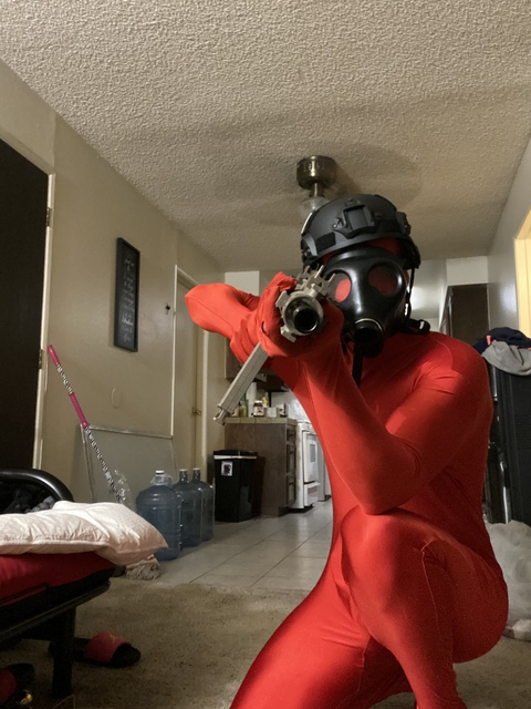 red_guy OnlyFans - Free Access to 32 Videos & 49 Photos Onlyfans Free Access