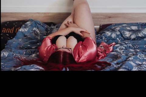redchillli OnlyFans - Free Access to 32 Videos & 49 Photos Onlyfans Free Access