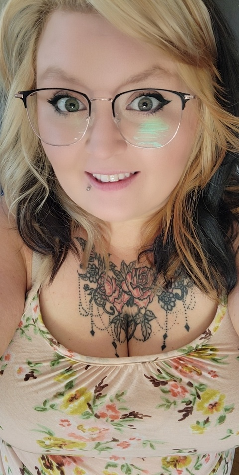reefermom OnlyFans - Free Access to 32 Videos & 183 Photos Onlyfans Free Access