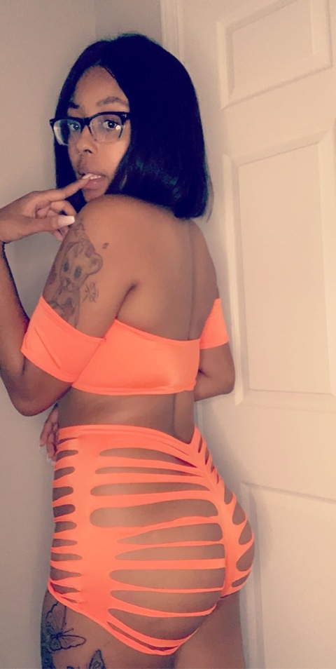 rhedd0827 OnlyFans - Free Access to 32 Videos & 49 Photos Onlyfans Free Access
