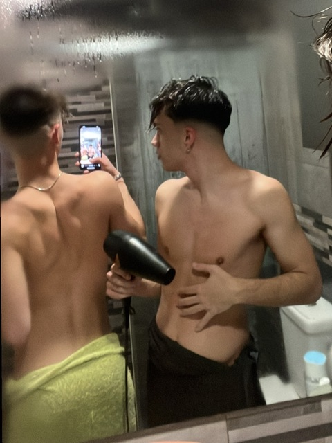 rickirosa OnlyFans - Free Access to 32 Videos & 49 Photos Onlyfans Free Access