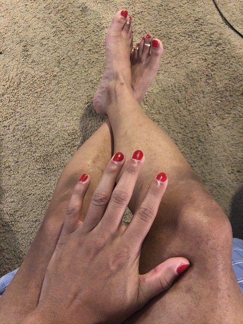 robynsometimes OnlyFans - Free Access to 32 Videos & 49 Photos Onlyfans Free Access