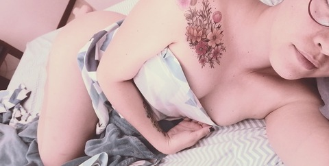 rojita22 OnlyFans - Free Access to 32 Videos & 49 Photos Onlyfans Free Access