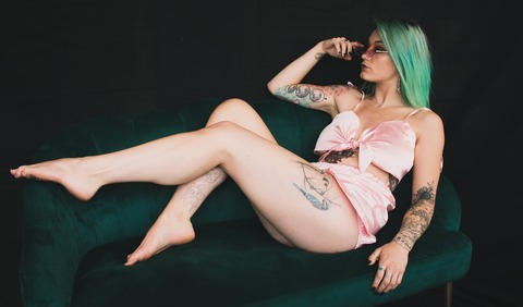 roxxytoss OnlyFans - Free Access to 32 Videos & 118 Photos Onlyfans Free Access