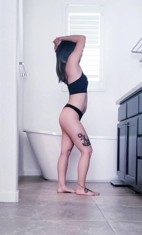 roxy_xo7 OnlyFans - Free Access to 32 Videos & 106 Photos Onlyfans Free Access