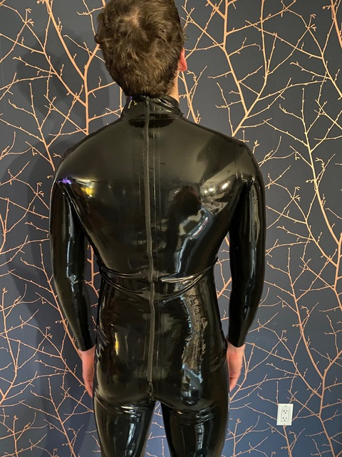 rubberrower OnlyFans - Free Access to 32 Videos & 61 Photos Onlyfans Free Access