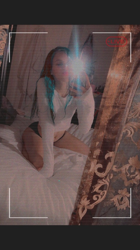 russian.queenofheartz OnlyFans - Free Access to 32 Videos & 49 Photos Onlyfans Free Access