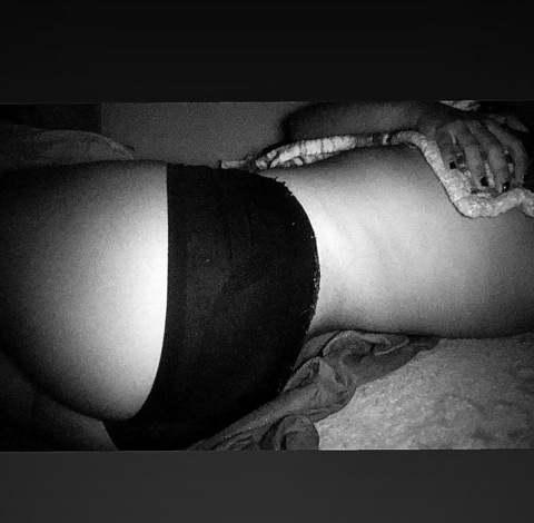 sadgirl3009 OnlyFans - Free Access to 32 Videos & 49 Photos Onlyfans Free Access
